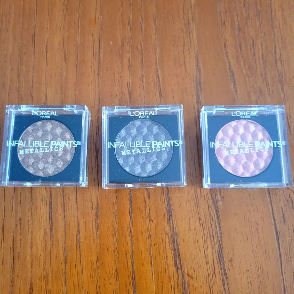 L'Oreal Paris eyeshadows Infallible Paints Metallics